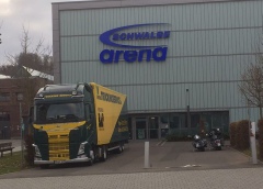 Trucking Service GmbH LKW in einer Arena